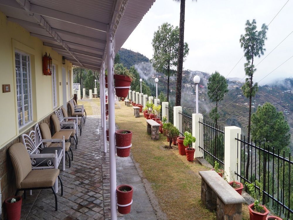 V Resorts Mumukshu Pauri Exterior foto